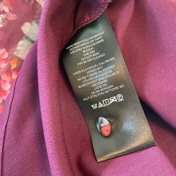 Rich floral organza blouse with puff sleeves - Picture 7 of 8